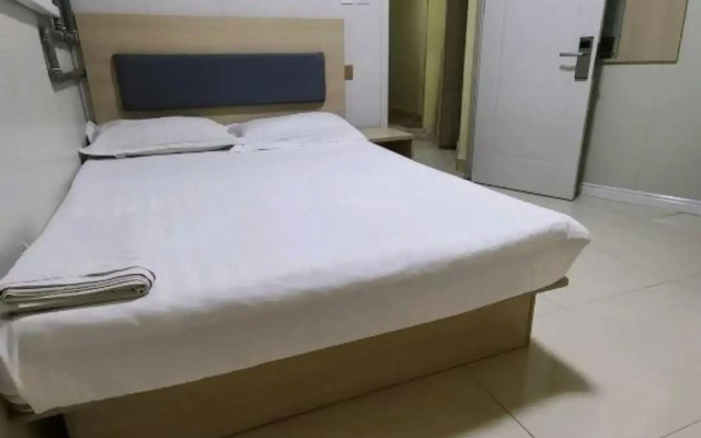 Pod Inn Chain Hotel (Jinan Qilu Hospital Quancheng Plaza)
