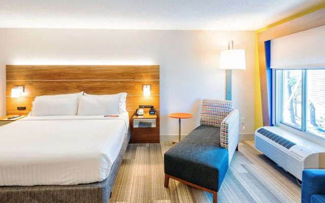 Holiday Inn Express Charleston by IHG