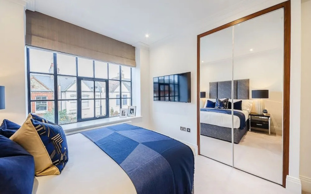 Palace Wharf Apartments