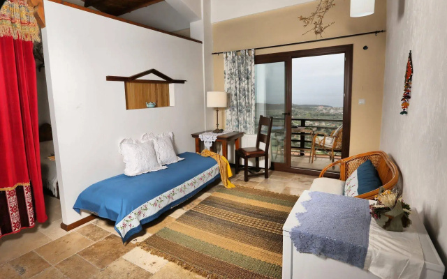 Mavi Keci Otel