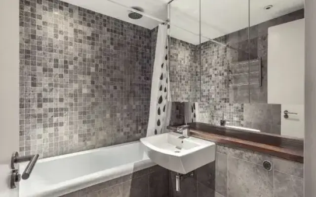 Long Lane Penthouse