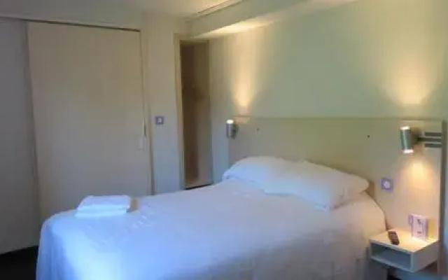 Brit Hotel Rouen Sud  Val-de-Reuil