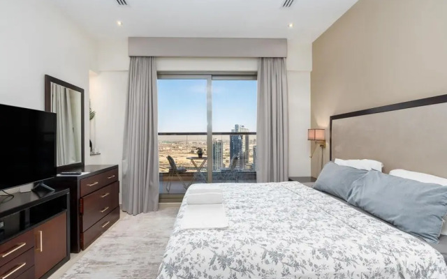SuperHost - Vibrant Studio With Canal View Near Dubai Mall