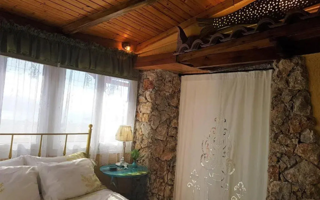 Nadia's Traditional Greek House