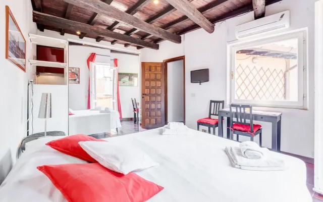 Romantic House in Trastevere