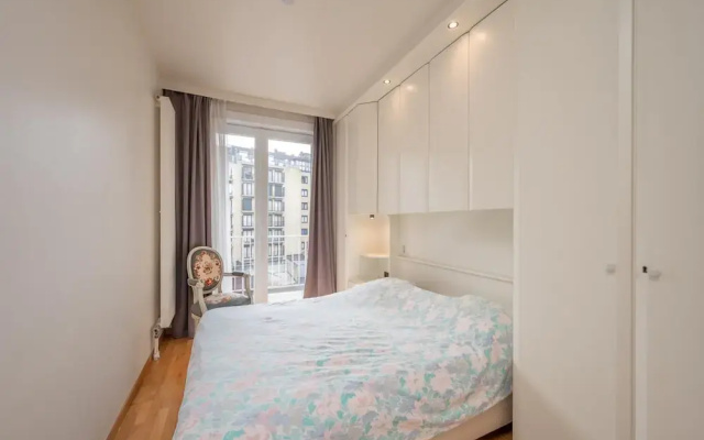 Apartment in Knokke Near Zeedijk Beach
