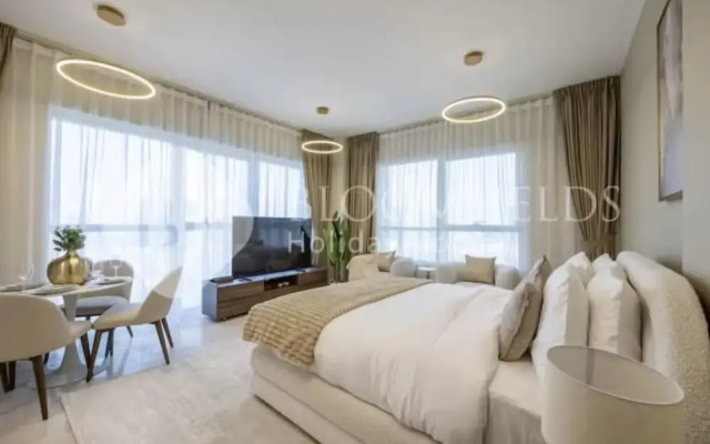 2202 Bloomfileds Modern STU Marina Heigh