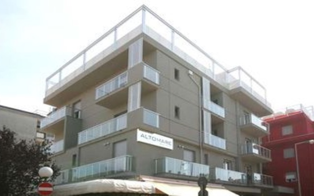 Отель Residence Altomare Италия, Риччоне - отзывы, цены и фото номеров - забронировать отель Residence Altomare онлайн вид на фасад