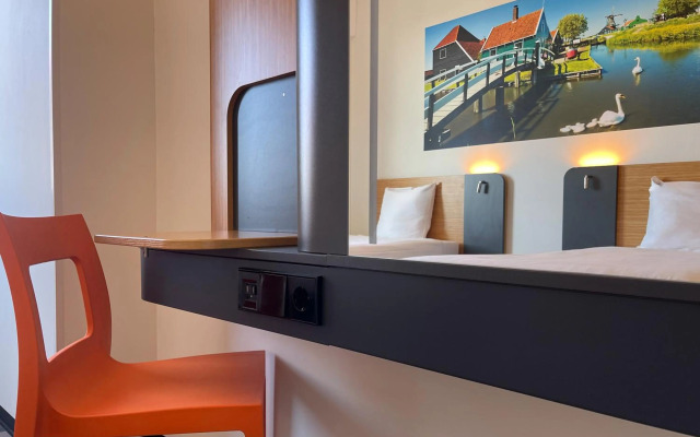 easyHotel Amsterdam Zaandam