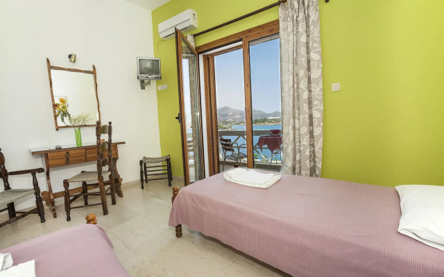 Melas Apartments
