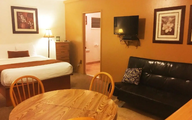Redwoods River Resort
