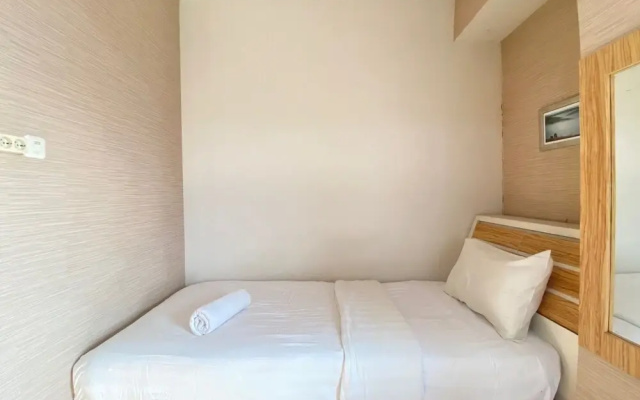 Cozy 2Br At Pinewood Apartment