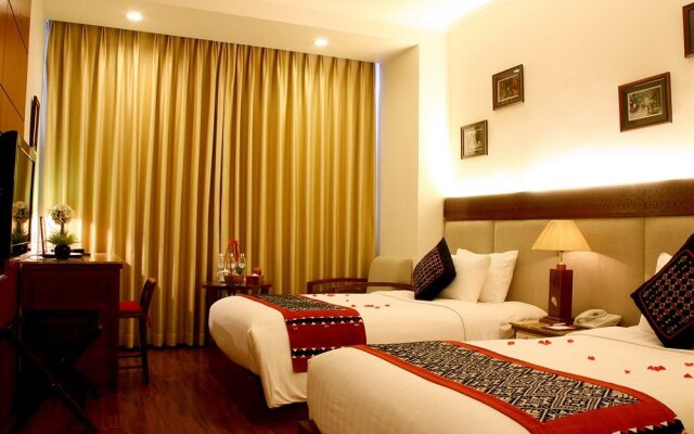 Hanoi Elegance Happy Hotel комната для гостей