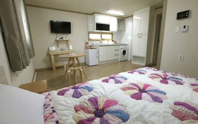 SS Guesthouse - Hostel
