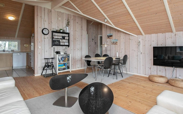 9 Person Holiday Home in Vaeggerlose-by Traum