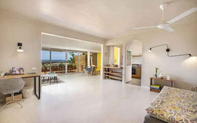 Casa Bahia Sur - Luxury Ocean View 3 Bedroom Home
