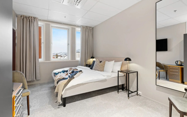 Enter St. Elisabeth Suites