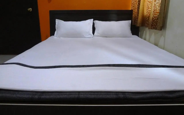Hotel Parvati Palace