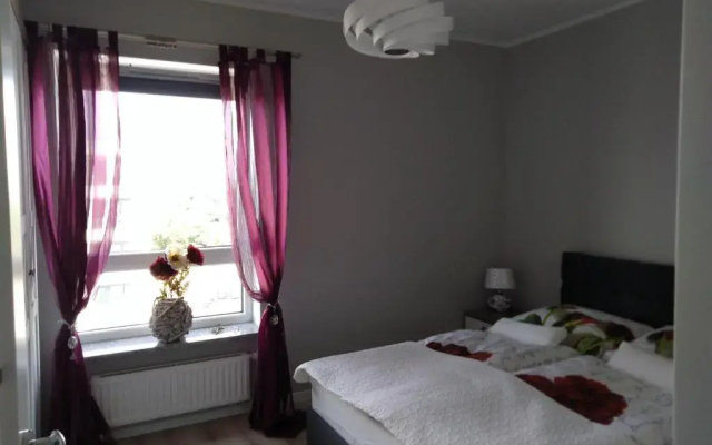Apartament Manhattan os.Jarzębinowe