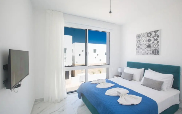 4 Bedroom Villa With Privaet Pool in the Center Protaras Vie Bleu Villa Vb1