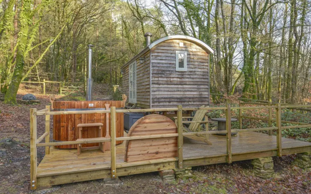 Rock View Shepherd's Hut