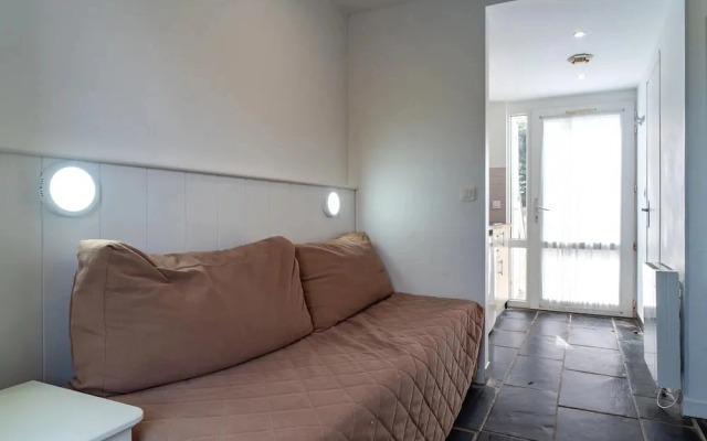 Retreat With Heated Pool & Coast