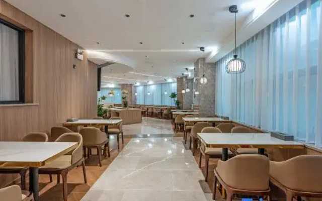 Yiyuehong Hotel (Minnan Shuixiang Branch)