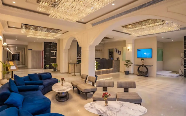 Apartment in Mohali With Rooftop Pool