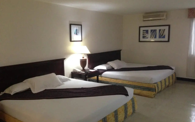 Subic Bay Travelers Hotel & Event Center