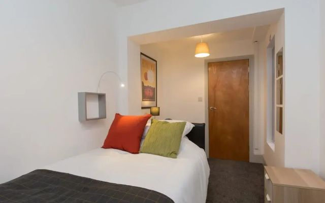 Crewe Rooms @ Samuel Street Crewe