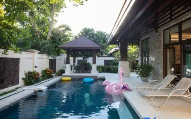 Sanya Yusu · Beautiful Time Holiday Bungalow Villa