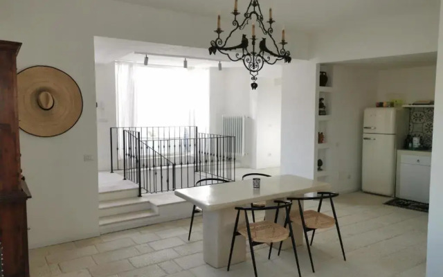 Charming 2 floor private house with terrace