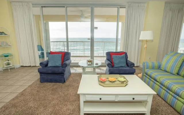 Oceania 607 3 Bedroom Condo by RedAwning