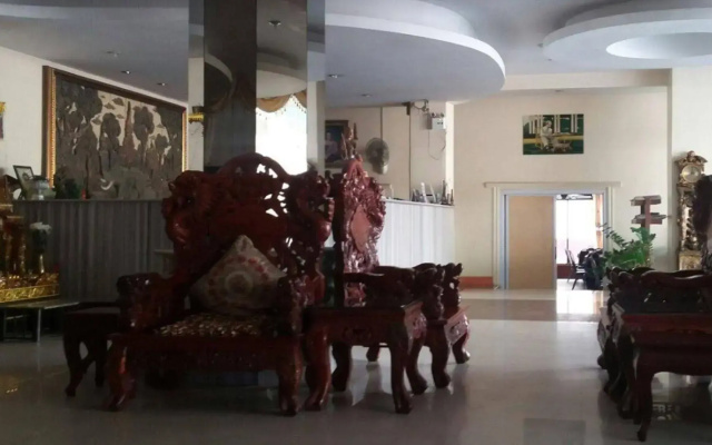 La Ong Dao Hotel 1