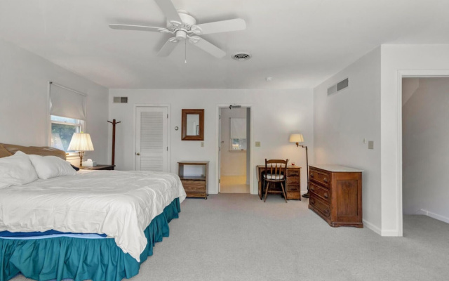 Bayard Avenue 207