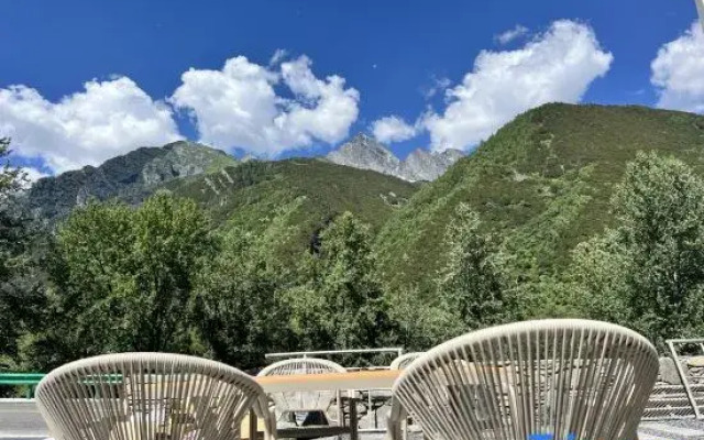 Little Carpenter Inn – Shuangqiaogou (2nd Branch)
