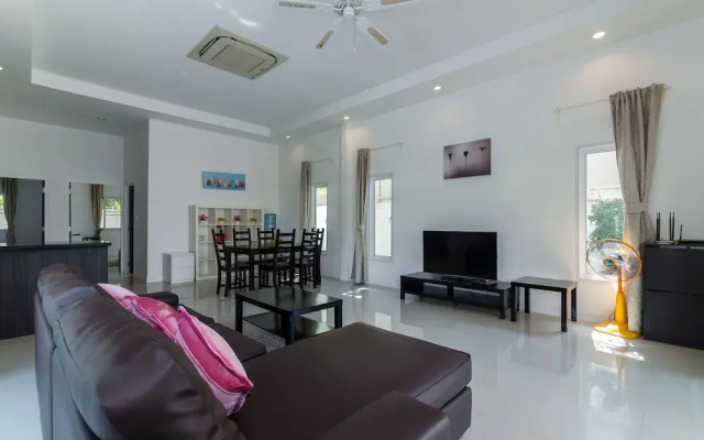 Private Pool Villa Hua Hin L26