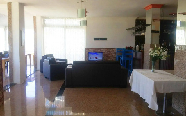 Ardic Deniz Hotel