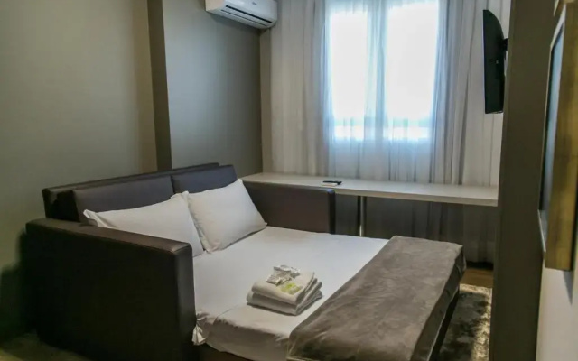 Hotel Crisul