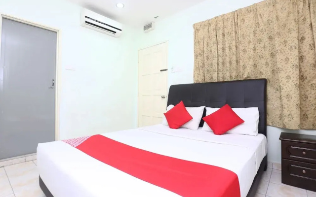 Kb 7 Days Hotel By OYO Rooms