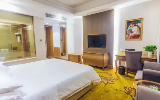 Vienna Hotels