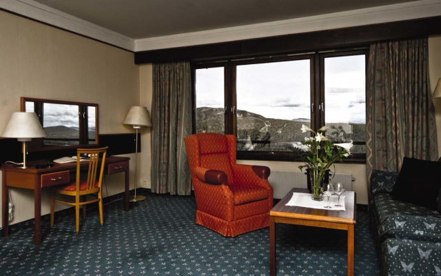 Wadahl Hotel