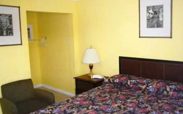 Eastcourt Motel