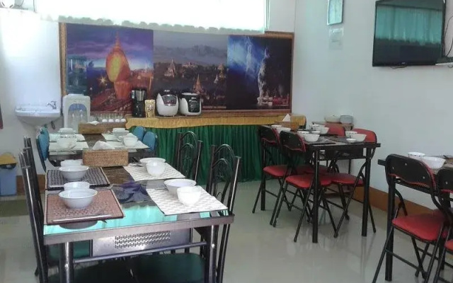 Honey Day Hotel