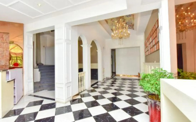 OYO Huadu Theme Hotel