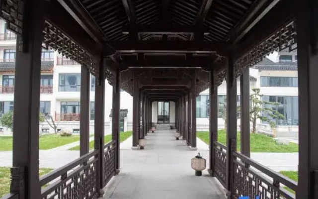 Hangzhou Bay Resort Hotel