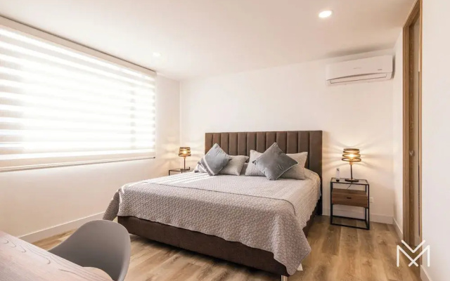 Luxury Apto 2 Bd-2 AC in Aguacatala