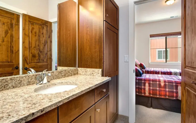 Polished 2br Park City 2 Bedroom Condo