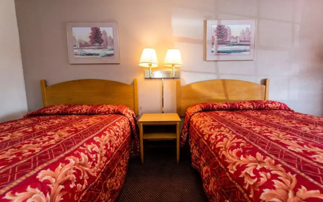 University Inn & Suites