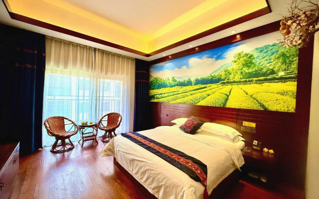 Mijng Qiyuan Minority Theme Hotel